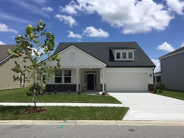 property at 3298 Roundabout Dr
