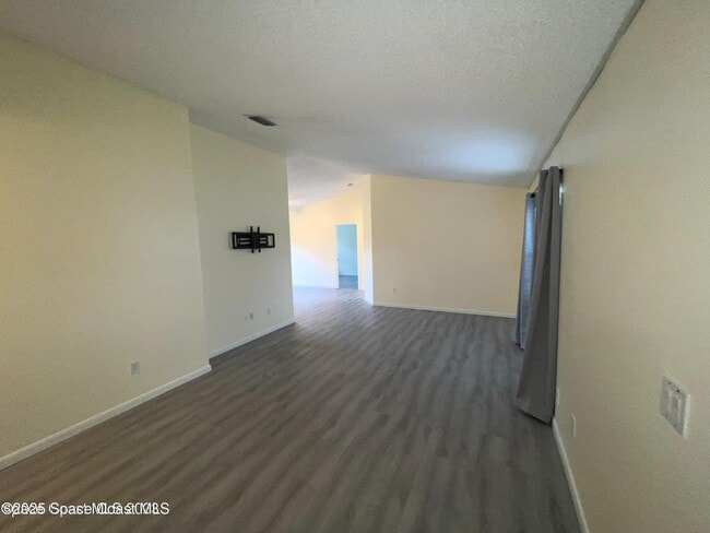 516 Seaport Terrace SE in Palm Bay, FL - Building Photo - Building Photo