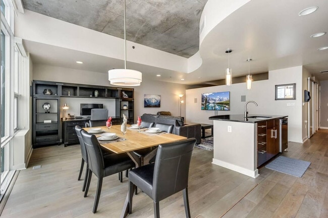 1500 Champa St in Denver, CO - Building Photo - Building Photo