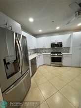 5153 Floria Dr in Boynton Beach, FL - Building Photo - Building Photo