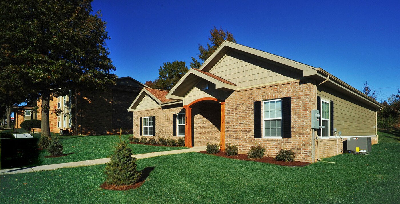 Stone Meadows in Nixa, MO - Building Photo