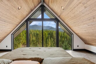 172 E Many Lakes Dr in Kalispell, MT - Building Photo - Building Photo