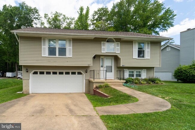 property at 6917 Runnymede Trail