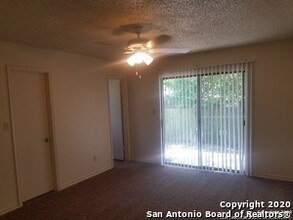 9800 Ardash Ln in San Antonio, TX - Building Photo - Building Photo