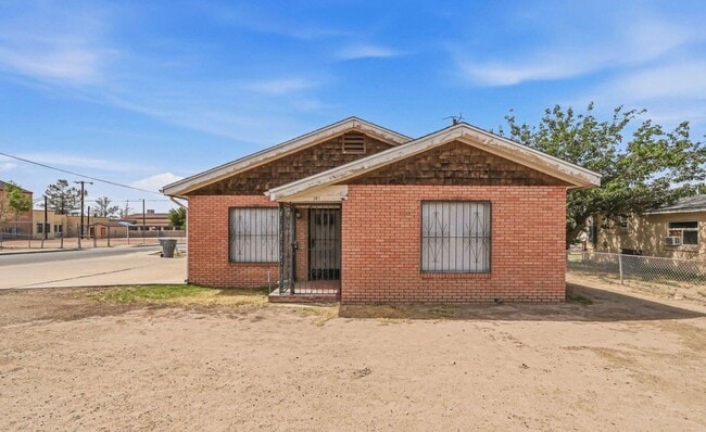 141 Davis Dr, Unit Main House