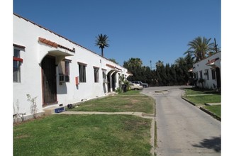 732 S Fetterly Ave in Los Angeles, CA - Building Photo - Building Photo