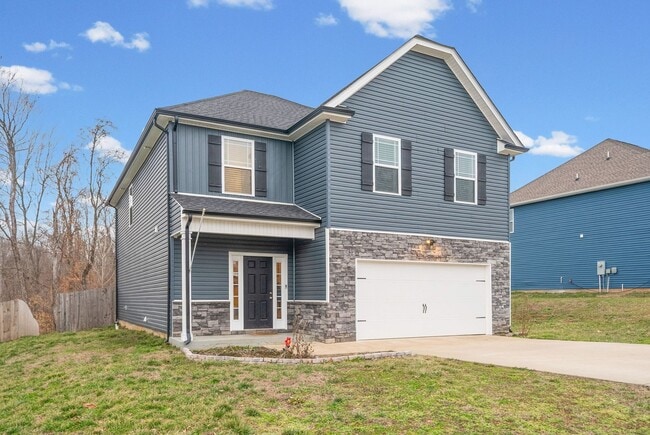 1004 Black Oak Cir in Clarksville, TN - Building Photo - Building Photo