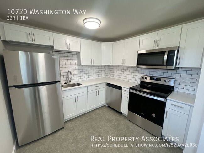 10720 Washington Way in Everett, WA - Building Photo - Building Photo