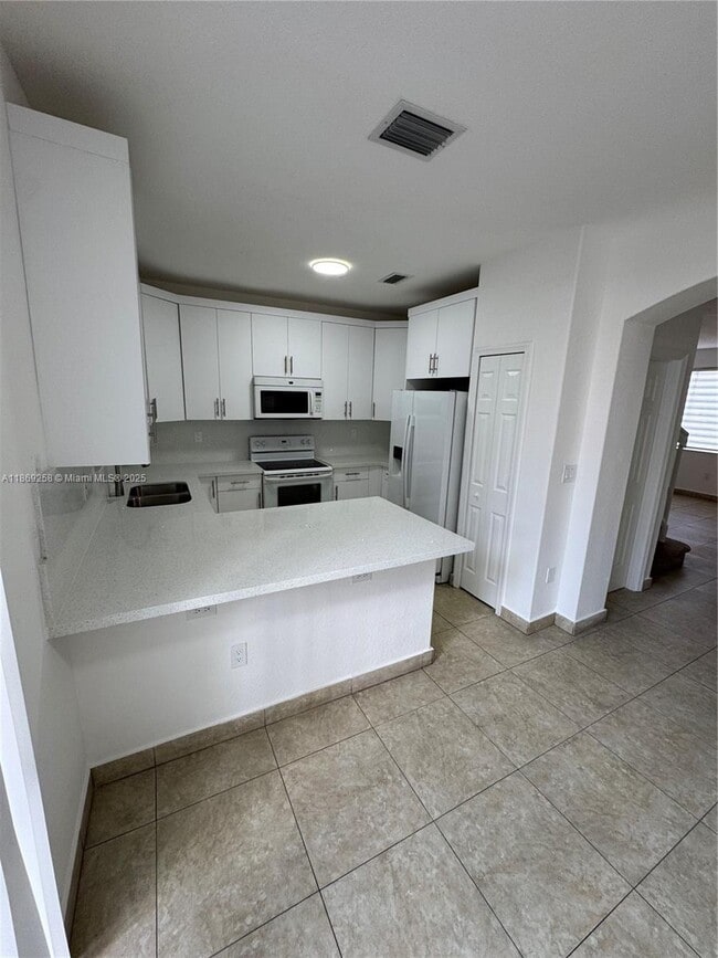 property at 2523 SE 15th Pl