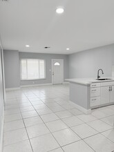 4751 SW 43rd Ave, Unit 4751 in Fort Lauderdale, FL - Building Photo - Building Photo