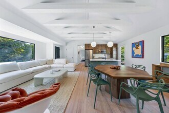 14 Jones Rd in East Quogue, NY - Building Photo - Building Photo
