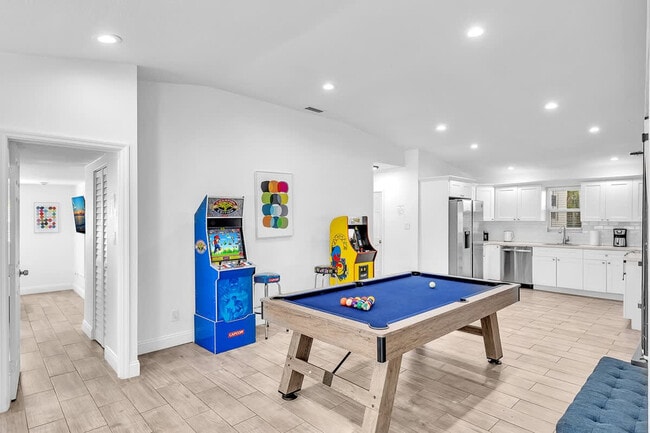 property at 1568 NE 35th St