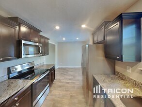 913 Latting Dr in Nashville, TN - Building Photo - Building Photo