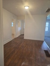 397 Upper Oakwood Ave in Elmira, NY - Building Photo - Building Photo