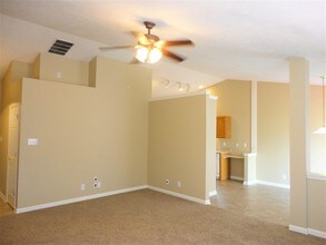 1740 Brookview Dr in Brownsburg, IN - Building Photo - Building Photo