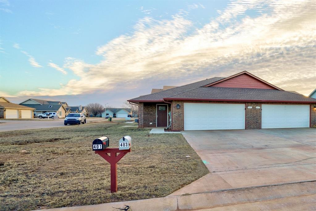 401 Debra Ct in Stillwater, OK - Building Photo