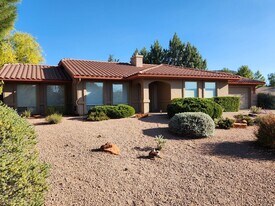 80 Stone Way in Sedona, AZ - Building Photo