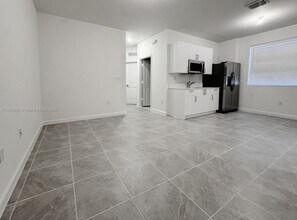 19722 SW 321st St in Homestead, FL - Building Photo - Building Photo