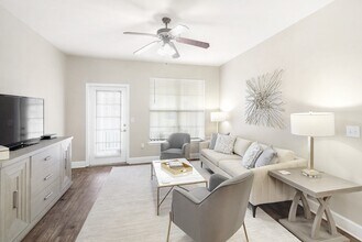 Highlands Apartment Homes in Bartlett, TN - Foto de edificio - Building Photo