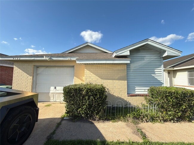 property at 4622 Bryant Ridge Rd