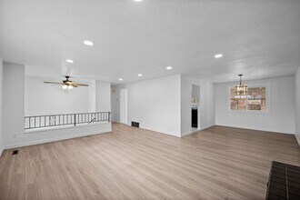 12805 E 25th Ave in Spokane Valley, WA - Building Photo - Building Photo