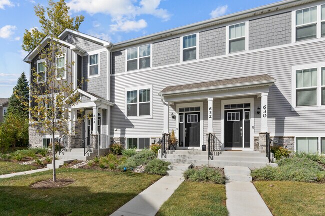 632 Wolverine Dr in Aurora, IL - Building Photo - Building Photo