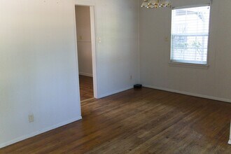 2711 Amherst St in Shreveport, LA - Building Photo - Building Photo