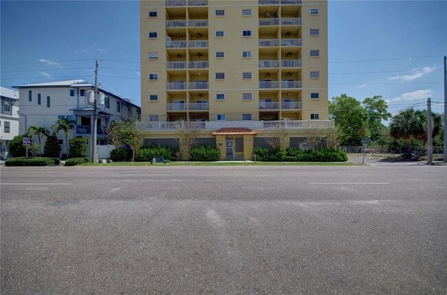316 8th St S in St. Petersburg, FL - Building Photo - Building Photo