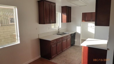 20214 Cohasset St in Los Angeles, CA - Building Photo - Building Photo