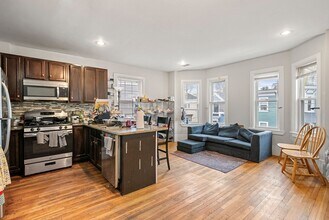 66 Mozart St in Boston, MA - Building Photo - Building Photo