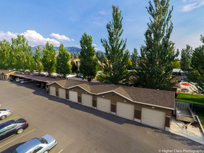 Legacy Village Apartments in North Logan, UT - Foto de edificio - Building Photo