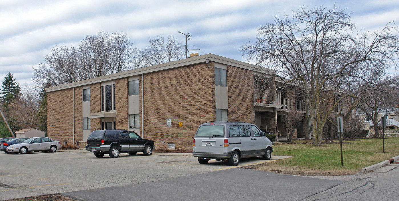 Parc Vue in New Berlin, WI - Foto de edificio