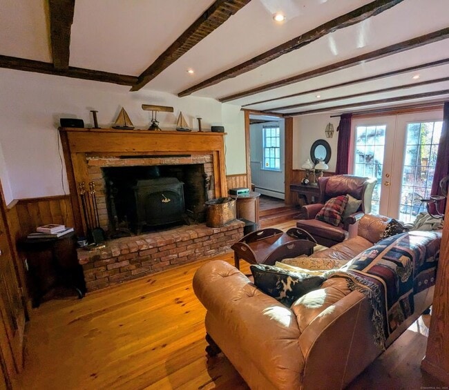 property at 49 Hollow Tree Ridge Rd