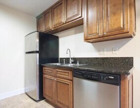 3056 Via Alicante in San Diego, CA - Building Photo - Building Photo
