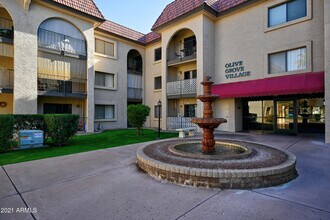3033 E Devonshire Ave in Phoenix, AZ - Building Photo - Building Photo