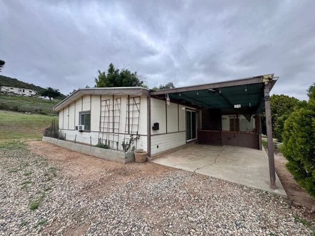 property at 33981 Gloria Rd