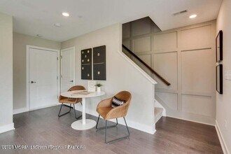 48 Kelly Wy in Tinton Falls, NJ - Building Photo - Building Photo