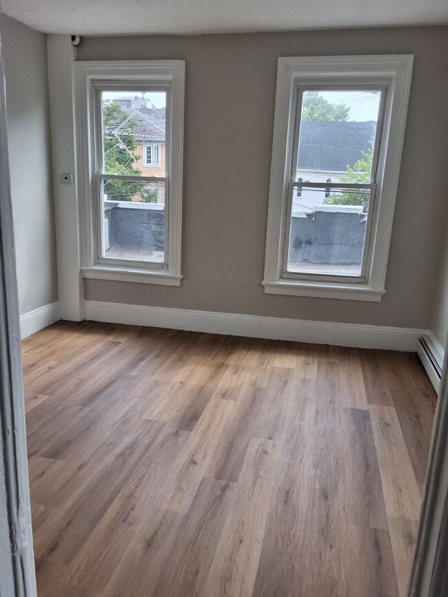property at 125 W Sidney Ave