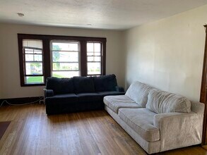 264 Foster St in Boston, MA - Building Photo - Building Photo