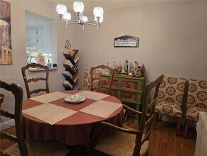 7690 NW 18th St in Margate, FL - Building Photo - Building Photo