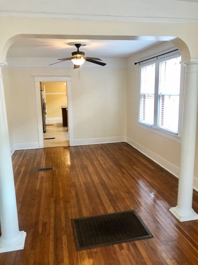 2823 Broadway St in New Orleans, LA - Building Photo - Building Photo