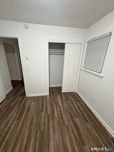 20 Shagbark Rd in Waterbury, CT - Building Photo - Building Photo