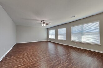 3242 Enchanted Hollow Ln in Spring, TX - Building Photo - Building Photo