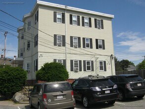 509 S Main St, Unit 3 in Attleboro, MA - Foto de edificio - Building Photo