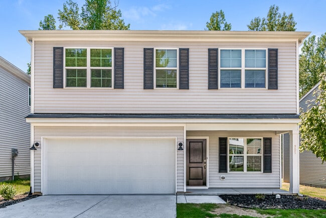 property at 905 Stolls Ln