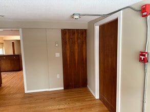 900-904 Main St, Unit 904 B in Fitchburg, MA - Foto de edificio - Building Photo