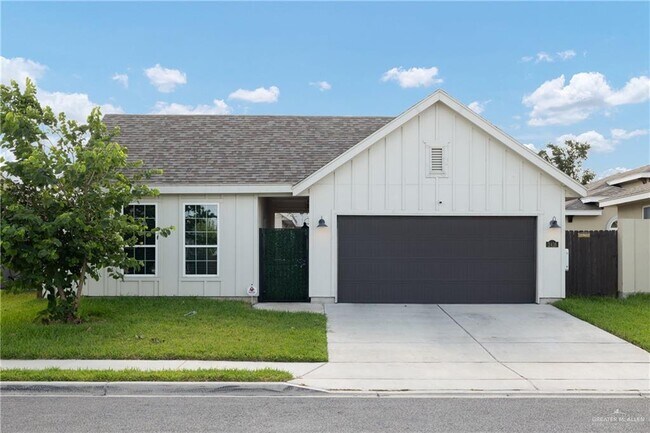 2416 Sonador Trail