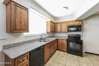 5514 W Monterosa St in Phoenix, AZ - Building Photo - Building Photo