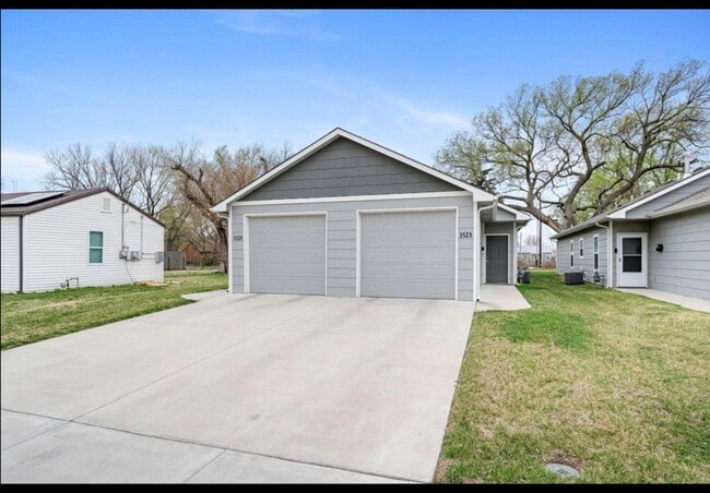 property at 1525 S Edwards Ave