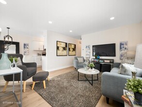 823 Cambridge Pl in Wheeling, IL - Building Photo - Building Photo